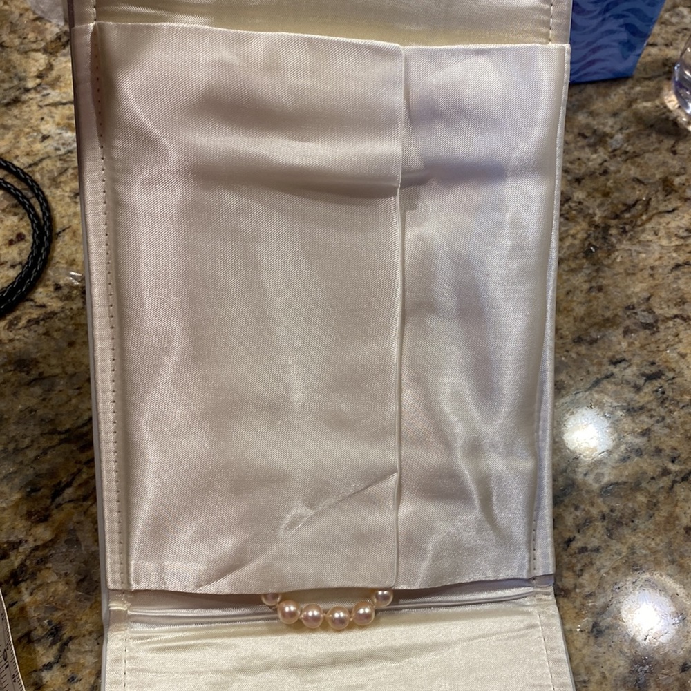 Gorgeous REAL Pearls Necklace 💝 - Picture 3 of 4